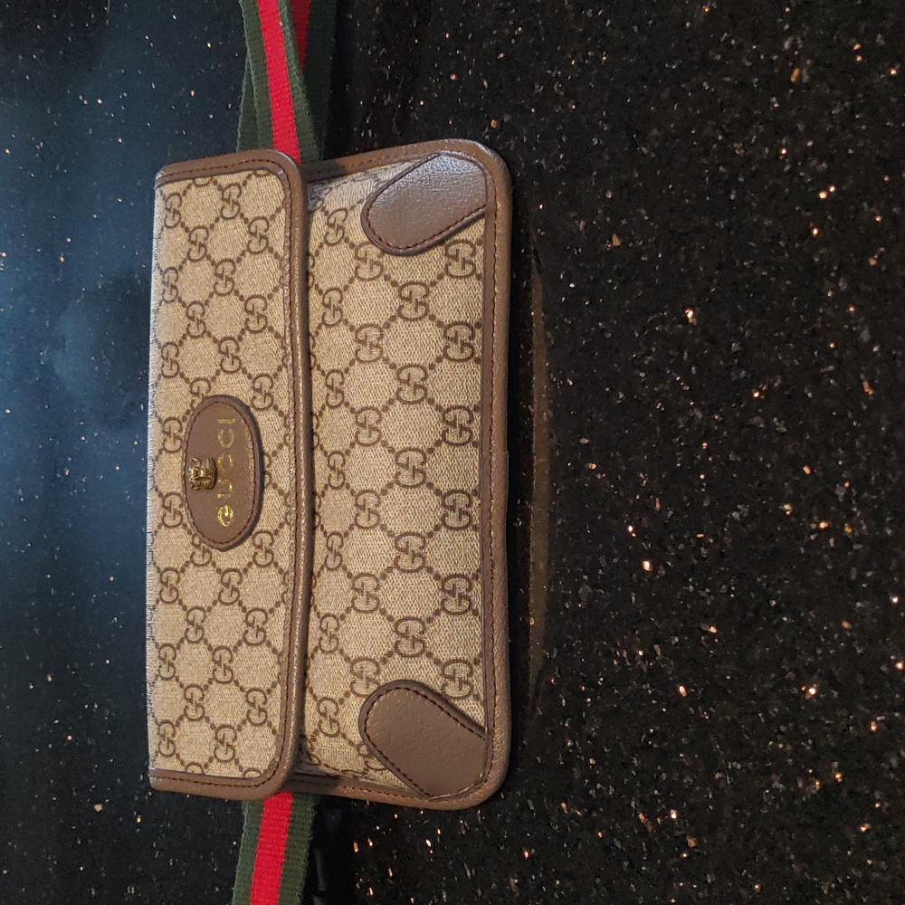 Gucci fanny pack